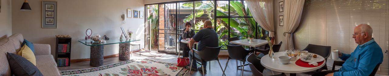 Rest-A-While Guest House - Pretoria-Noord Exterior foto